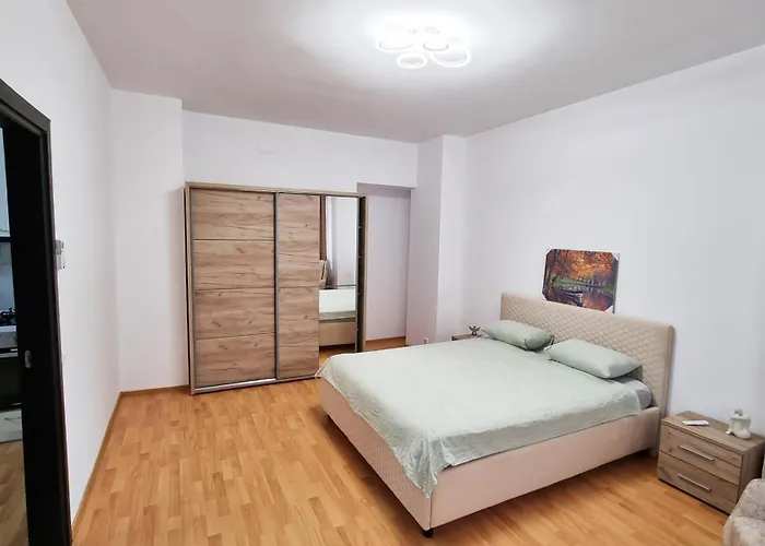 Апартаменти Ap1 Univibe - Universitate Hob - 1br Cozy & Comfy *